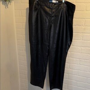 Old Navy High-Rise Faux Leather Pants OG loose sz 20 like new